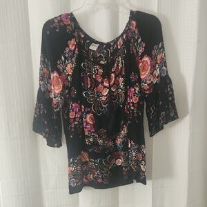 Bila Sz Medium Top.Floral.Boheimian.Festival. Cottage Core.Western.Fairycore